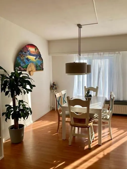 Charming Sunny 100M2 Entire Apartment With 2 Bedrooms Brasschaat 0*,