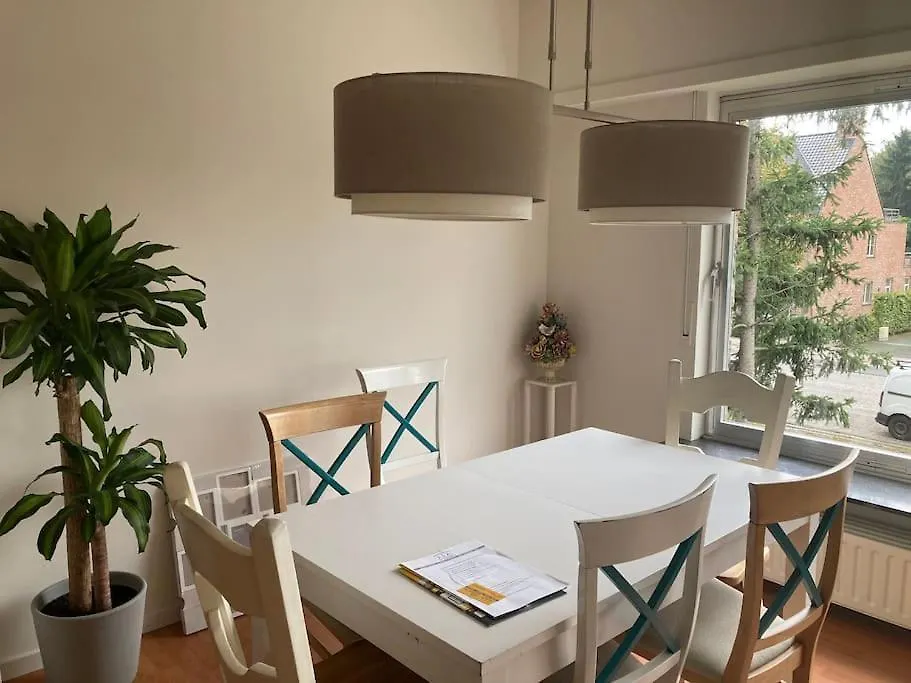 Charming Sunny 100M2 Entire Apartment With 2 Bedrooms Brasschaat 0*,